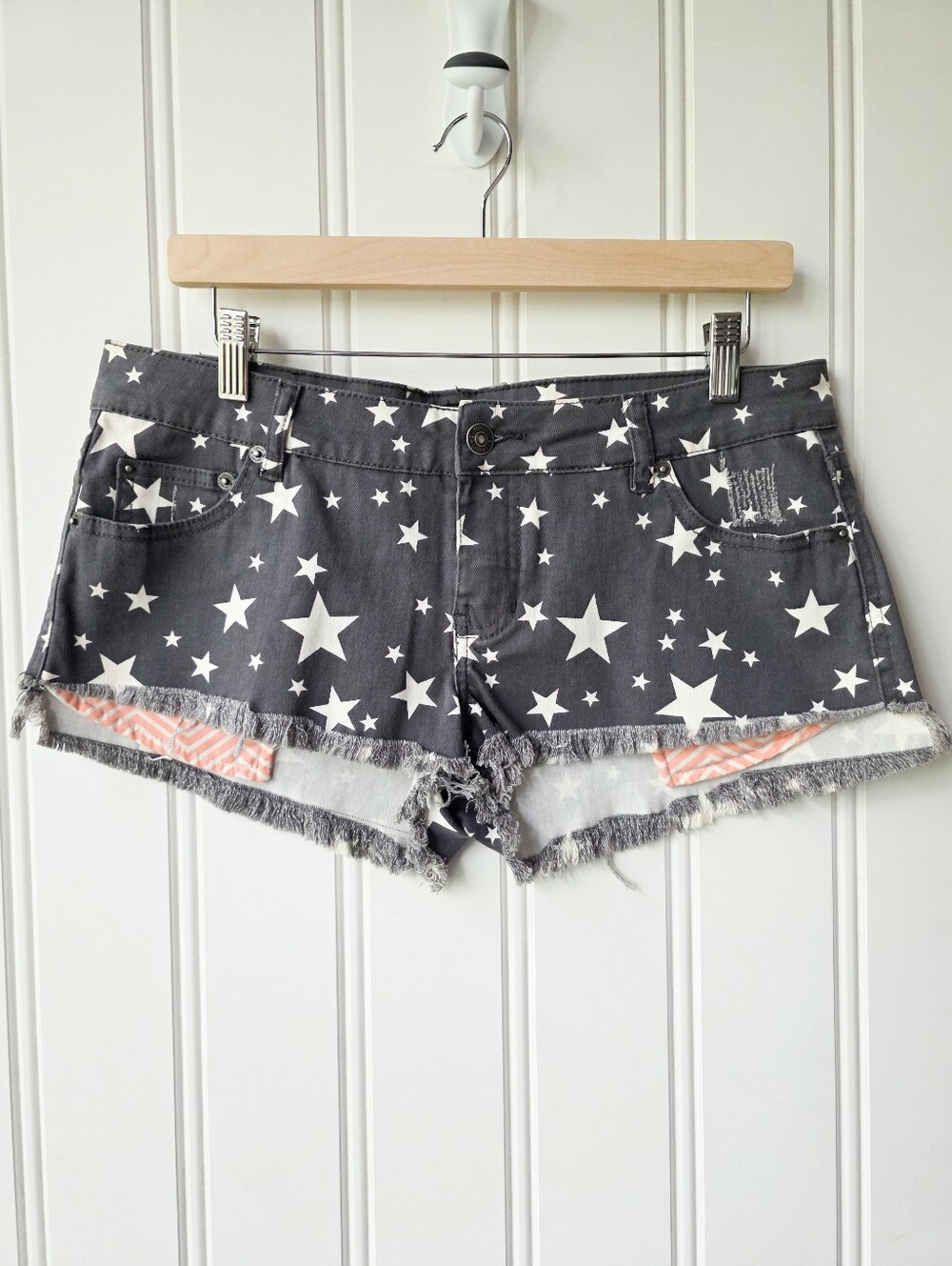 Ripcurl Star Print Distressed Denim Summer Shorts Size 7